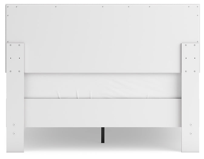 Hallityn Full Panel Platform Bed with Dresser and Nightstand